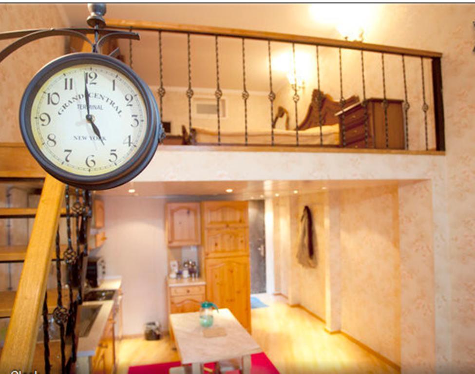 Evrika Apartments On Rustaveli Avenue Тбілісі Номер фото